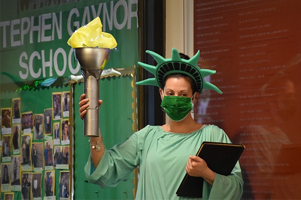 Welcome to America! Yellow Cluster Students Explore the Immigrant Experience